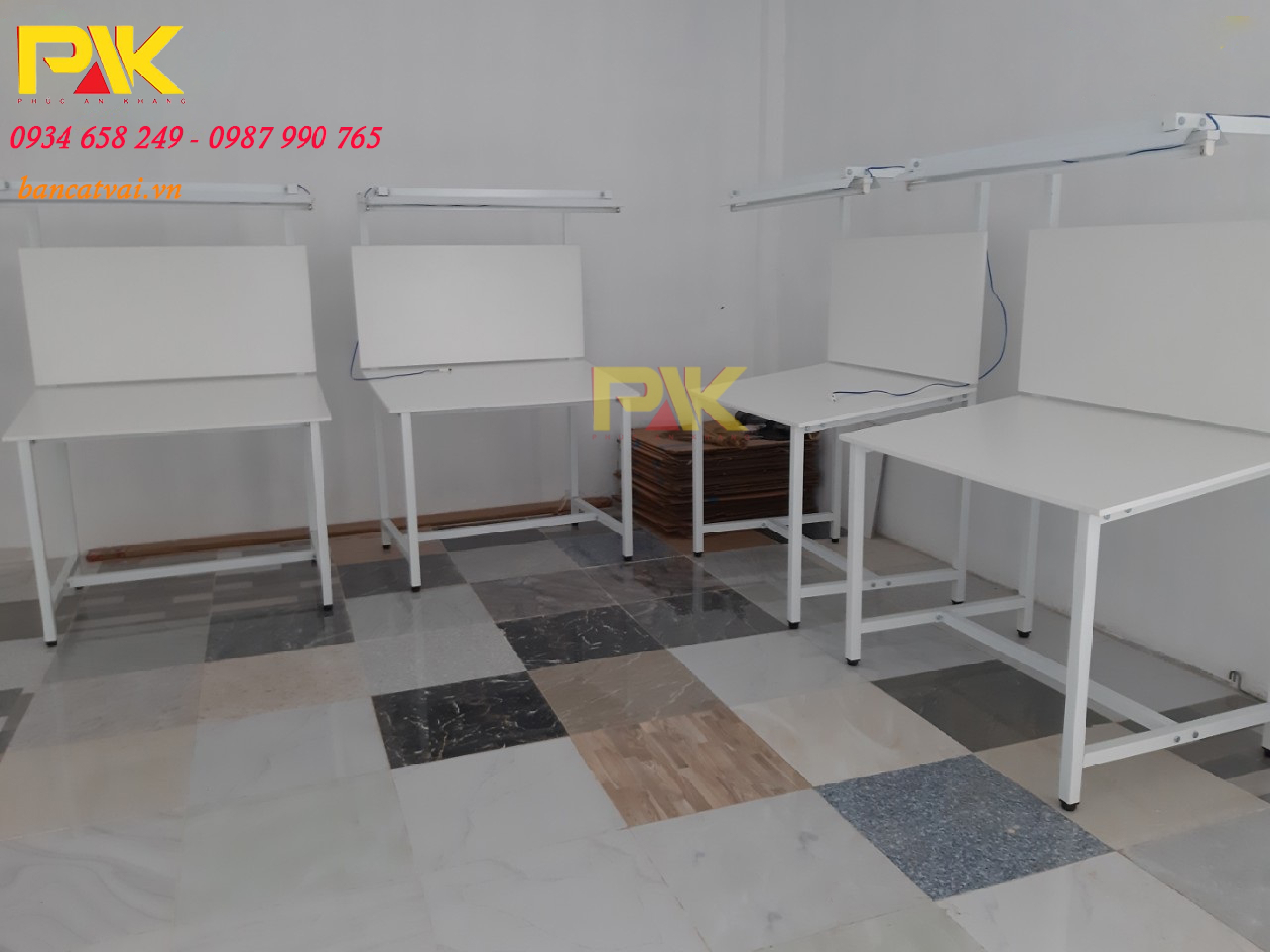 Bàn kiểm nghiêng đơn