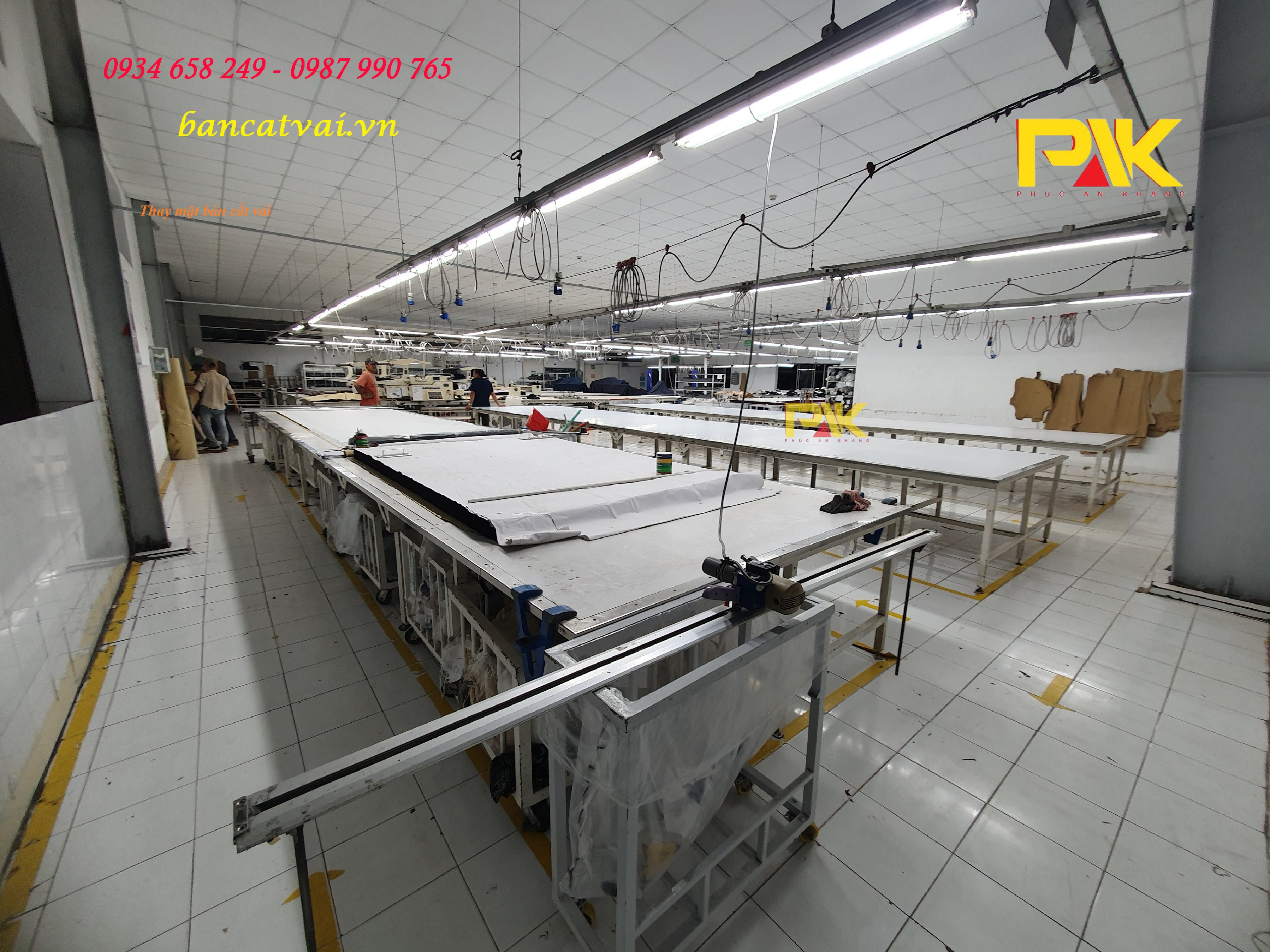 Thay - lật mặt bàn cắt