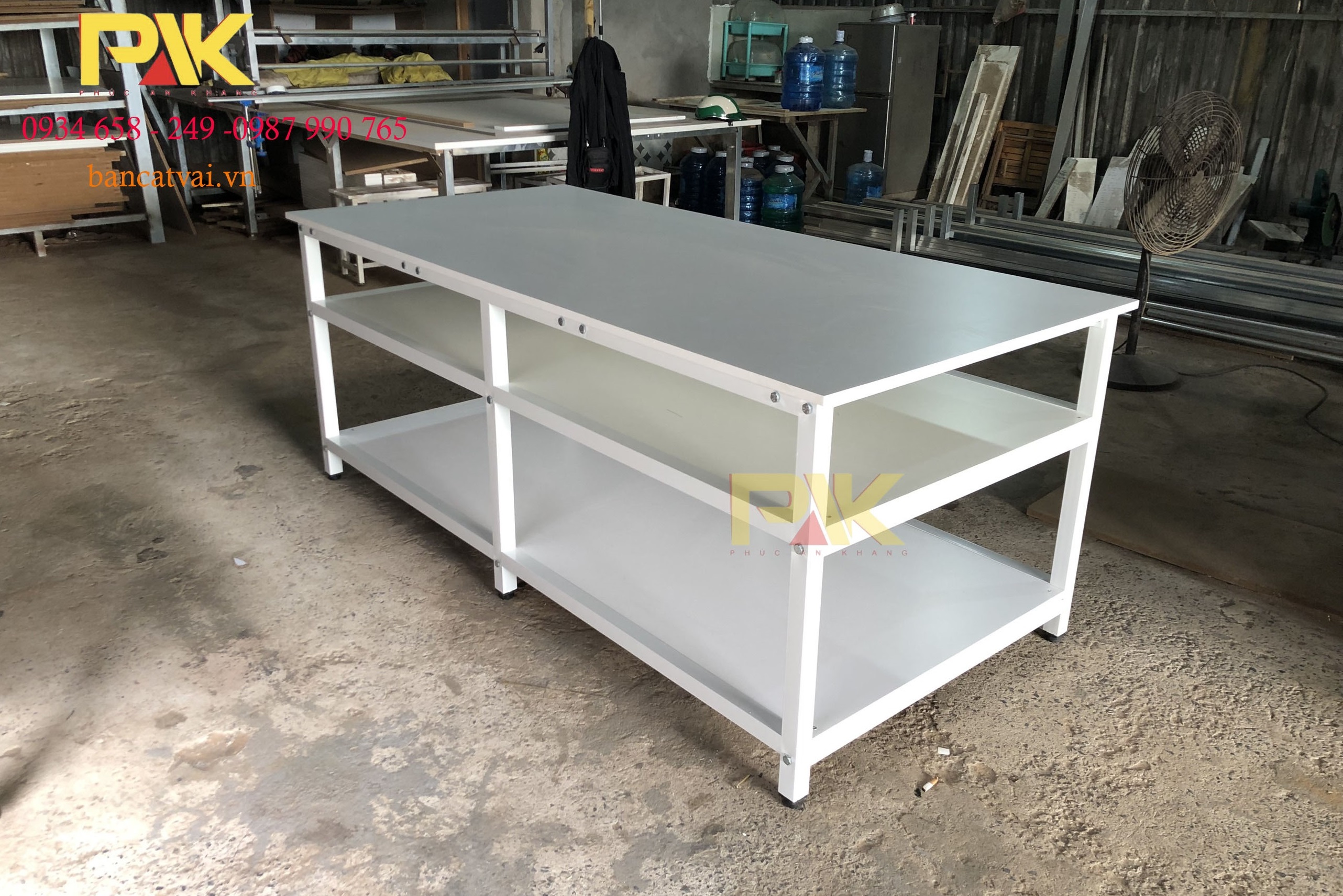 Bàn cắt vải mini 3 tầng